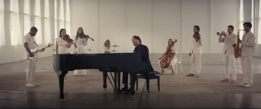 Harry Connick Jr. playing on a Steinway Model B-211 for his Make It Merry music video in Australia